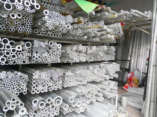 铁合金批发与供应 以硅铁粒为例，探索邮编商务网的价值